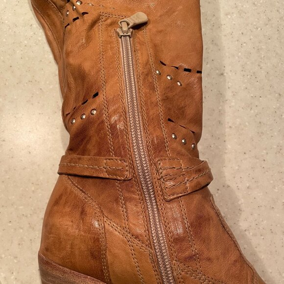 Vero Cuoio Midcalf Studded Detailed Genuine Leather Italian Boots - Picture 5 of 6